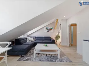 Prodej bytu 3+kk, Šternberk, Farní, 70 m2