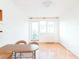 Prodej bytu 2+kk, Praha - Letňany, Kuželova, 37 m2