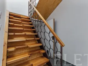 Prodej rodinného domu, Chýnice, Nám. Na Louži, 78 m2