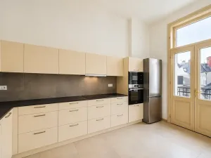 Pronájem bytu 2+1, Praha - Staré Město, Kaprova, 82 m2