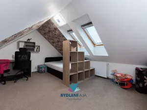Prodej rodinného domu, Krupka, Hřbitovní, 175 m2