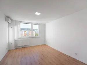 Prodej bytu 4+kk, Zlín, Budovatelská, 80 m2