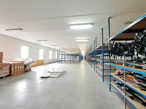 Pronájem výrobních prostor, Tečovice, 890 m2