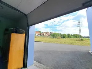 Pronájem výrobních prostor, Tečovice, 890 m2