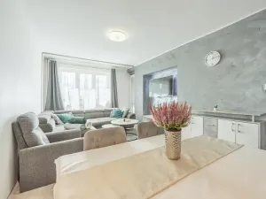 Prodej bytu 3+1, Hředle, 75 m2
