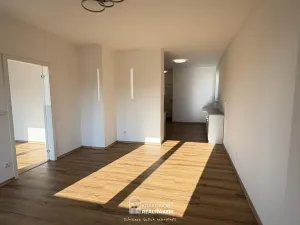Pronájem bytu 2+kk, Hranice - Hranice I-Město, Pernštejnské náměstí, 55 m2