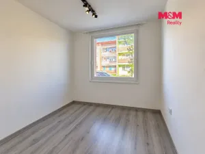 Prodej bytu 3+1, Lubenec, Pražská, 67 m2