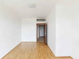 Prodej bytu 4+kk, Praha - Hrdlořezy, V třešňovce, 134 m2