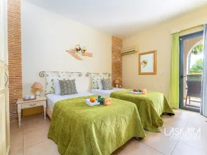 Prodej ubytování, Ostrov Zakynthos, Zakynthos, Tsilivi, Řecko, 812 m2