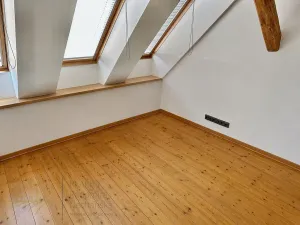 Pronájem kanceláře, Jičín, 31 m2