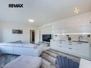 Prodej bytu 3+kk, Praha - Dolní Měcholupy, Kardausova, 84 m2
