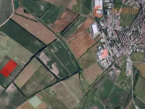 Prodej pole, Mikulov, Nová, 129352 m2
