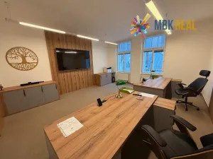 Pronájem kanceláře, Brno, Jakubské náměstí, 87 m2