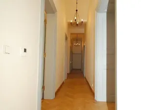 Pronájem kanceláře, Praha - Nové Město, Mezibranská, 164 m2