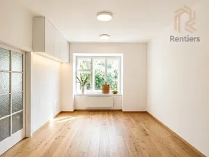 Prodej bytu 2+1, Praha - Podolí, Sinkulova, 54 m2