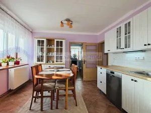 Prodej rodinného domu, Litomyšl, 378 m2