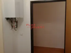 Pronájem bytu 1+kk, Liberec, Šlikova, 24 m2