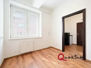 Prodej bytu 1+kk, Praha - Suchdol, Suchdolské náměstí, 19 m2