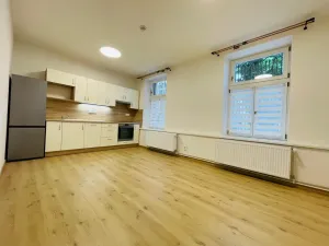 Pronájem bytu 3+kk, Jablonec nad Nisou, Lípová, 70 m2