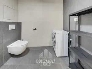 Pronájem bytu 1+kk, Jihlava, Okružní, 45 m2