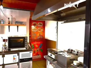 Pronájem obchodního prostoru, Třeboň, Masarykovo nám., 16 m2
