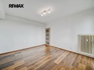 Pronájem bytu 2+1, Kolín, Dělnická, 57 m2