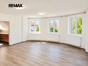 Pronájem bytu 3+kk, Kolín, Obecní dvůr, 74 m2