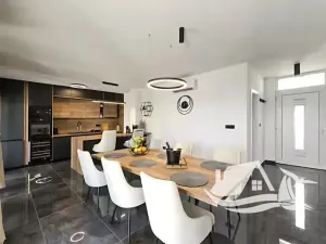 Prodej vily, Vrsi, Chorvatsko, 209 m2