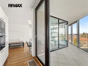 Pronájem bytu 2+kk, Praha - Žižkov, Malešická, 73 m2