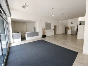 Pronájem skladu, Brno, Šujanovo náměstí, 72 m2
