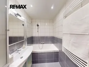 Prodej bytu 3+1, Praha - Letňany, Havířovská, 68 m2
