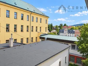 Pronájem bytu 1+kk, Liberec, nám. Sokolovské, 45 m2