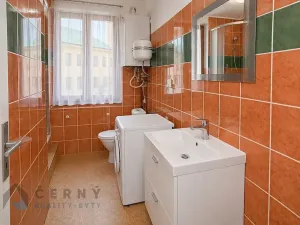 Pronájem bytu 1+kk, Liberec, nám. Sokolovské, 45 m2