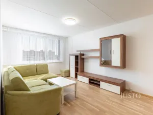 Pronájem bytu 3+kk, Praha - Petrovice, Rezlerova, 63 m2
