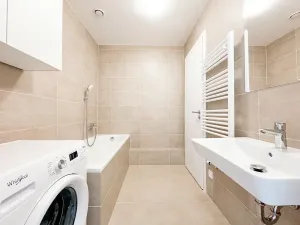 Pronájem bytu 2+kk, Praha - Holešovice, Tusarova, 58 m2