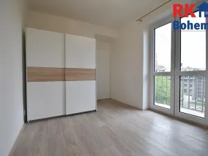Pronájem bytu 3+kk, Praha - Vršovice, Jakutská, 67 m2