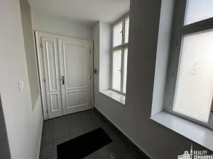 Pronájem kanceláře, Praha - Nové Město, Rumunská, 26 m2