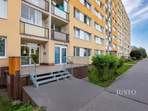 Pronájem bytu 3+kk, Praha - Petrovice, Rezlerova, 63 m2