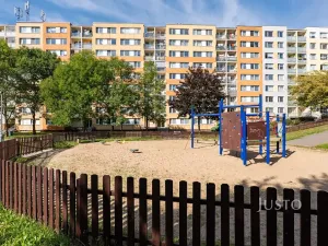 Pronájem bytu 3+kk, Praha - Petrovice, Rezlerova, 63 m2