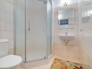Dražba ubytování, Všechovice, 2580 m2
