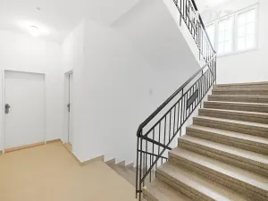 Prodej kanceláře, Praha - Záběhlice, U zákrutu, 28 m2