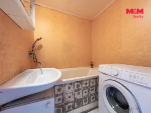 Prodej bytu 2+1, Chomutov, Holešická, 64 m2