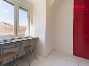 Pronájem bytu 1+1, Cheb, Jakubská, 35 m2