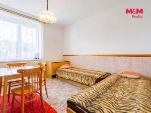 Prodej bytu 3+1, Brloh, 69 m2