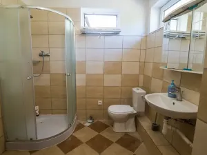 Prodej rodinného domu, Žihobce, 160 m2
