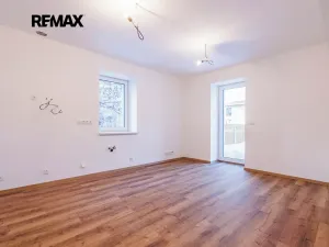 Prodej bytu 2+kk, Svoboda nad Úpou, Nádražní, 54 m2