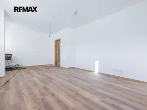 Prodej bytu 2+kk, Svoboda nad Úpou, Nádražní, 56 m2