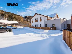 Prodej bytu 2+kk, Svoboda nad Úpou, Nádražní, 56 m2
