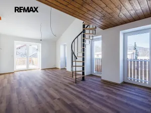 Prodej bytu 3+kk, Svoboda nad Úpou, Nádražní, 65 m2