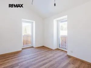 Prodej bytu 3+kk, Svoboda nad Úpou, Nádražní, 65 m2